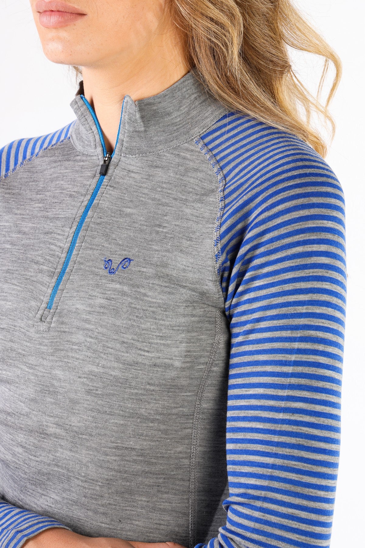YULI LONG SLEEVE WITH ZIPPER SLIM FIT